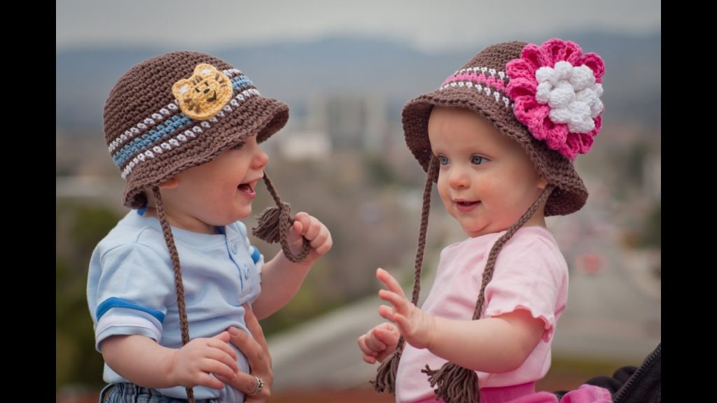 عليك طرح هذه الأسئلة قبل نشر صور أطفالك على الإنترنت